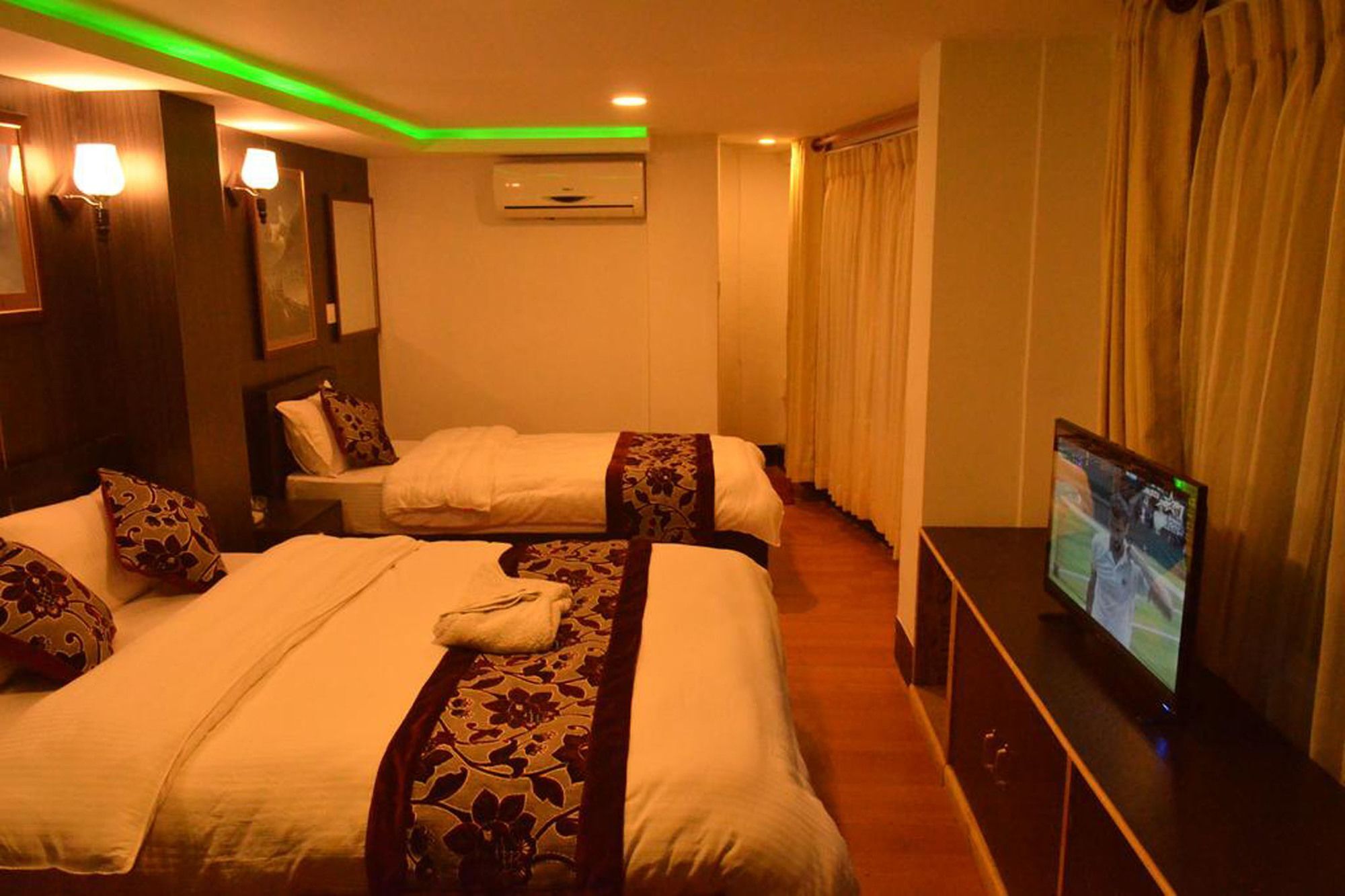 Hotel Holiday Inn Káthmándú Exteriér fotografie